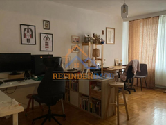 Rahova, Buzoieni, apartament 3 camere de vanzare